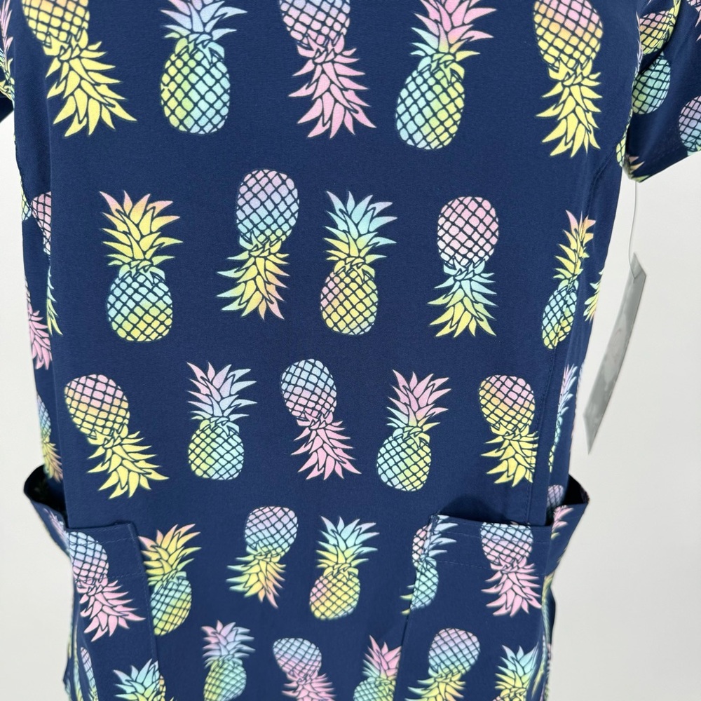 NWT Maevn navy multi color pineapple print scrub top - Picture 4 of 11